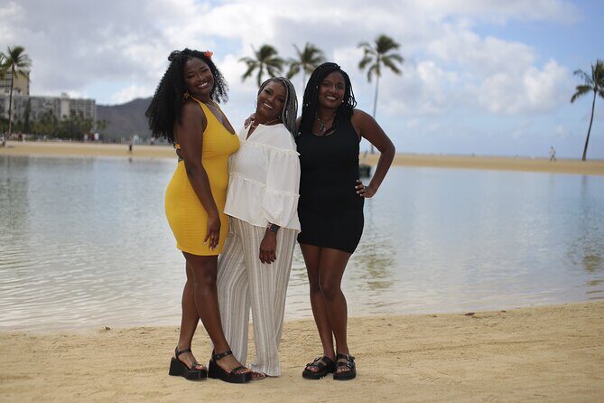1 Hour Family/Group Photography Honolulu Beautiful and Magical - The photo package: 100 JPEGs and delivery after your shoot