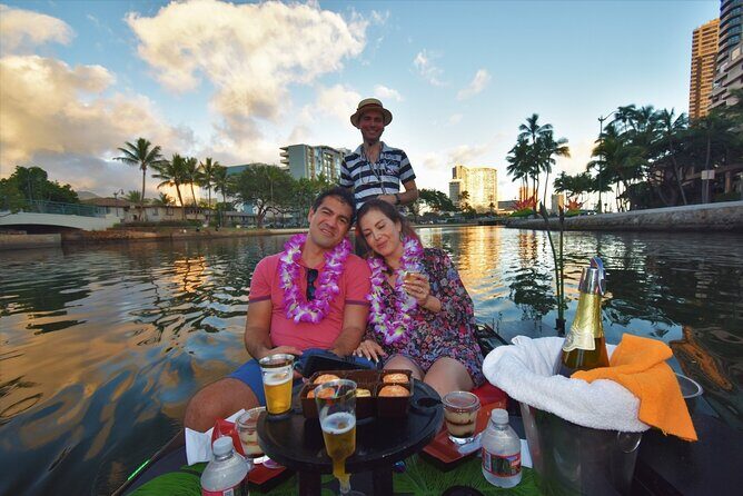 2-Hour Small-Group Gondola Excursion in Waikiki - Waikiki Sightseeing After the Gondola: Hotels, Duke Kahanamoku, and Ala Moana