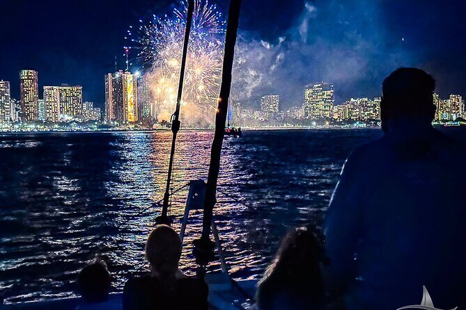2hr Luxury Private Sailing Catamaran for 7-12 People - Wildlife Spotting Along Waikiki: What to Look For