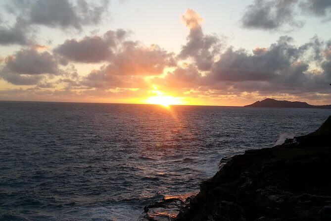 5-Hour Private Customized Luxury Convertible Tour of Oahu's South Shore - Pickup timing and the reality of a 5-hour day