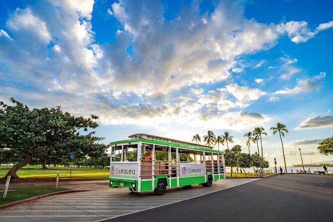 7 Day Pass LeaLea Trolley and Waikiki Trolley Pink Line - Ala Moana and the shopping-food corridor