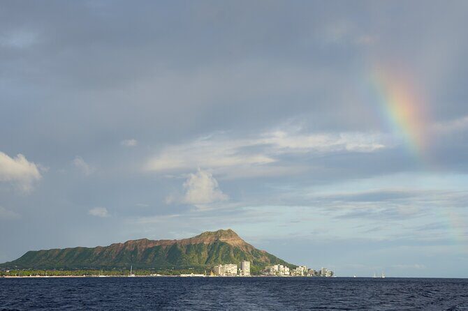 BYOB Sunset Cruise Waikiki - Why a BYOB Sunset Cruise Makes Sense in Waikiki