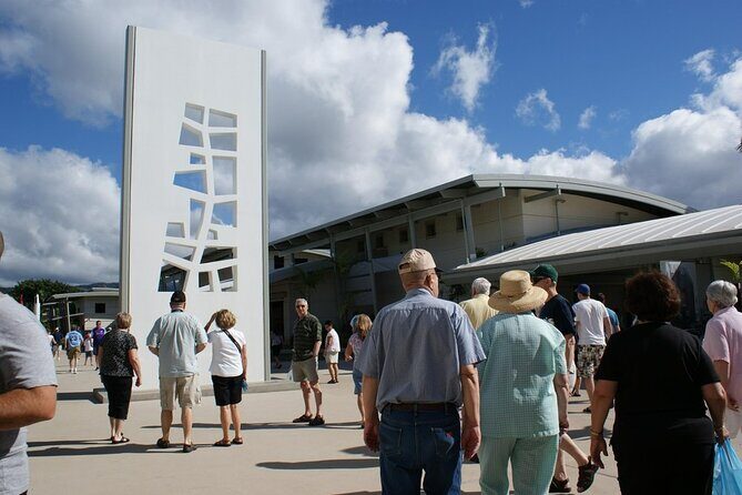 Chief's Official Pearl Harbor Multimedia Tour - USS Arizona Memorial: what you’ll see with the narration running