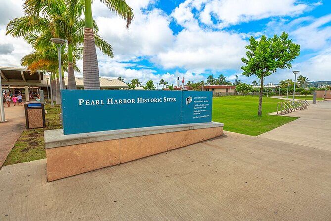 Deluxe Arizona Memorial and Pearl Harbor Aviation Museum Tour - Timing reality: how the 7 hours usually feels