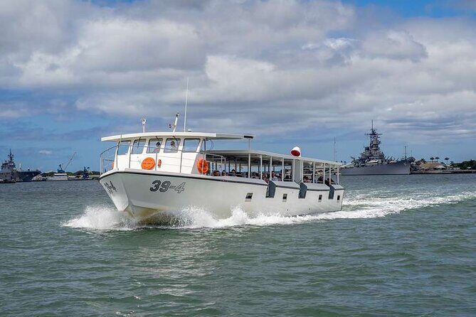 Deluxe Arizona Memorial Bowfin Submarine and Honolulu City Tour - Getting to and from everything: small-group pickups and your schedule