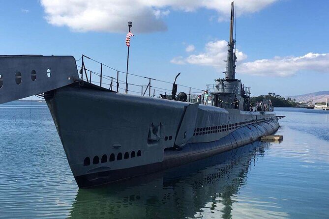 Deluxe Arizona Memorial Bowfin Submarine and Honolulu City Tour - Price and value: what $155 buys you (and what you still need to plan)
