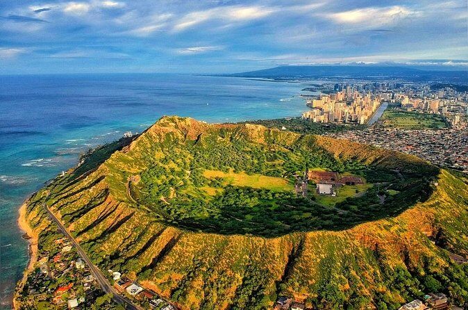 Diamond Head Hiking Tour with Ticket and Reservation Inclusion - The Trail in the Dark: Flashlights, Footing, and a Better Pace