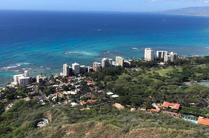Diamond Head Hiking Tour with Ticket and Reservation Inclusion - The Top Experience: Sunrise Lighting, Photo Spots, and Timing Pressure