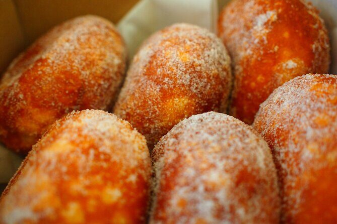 Diamond Head Shuttle with Malasada - Key things you’ll notice right away