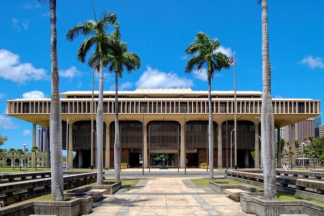 Downtown Honolulu Self Guided Walking Audio Tour - Stop 4: Honolulu Hale and the Return of Kalākaua