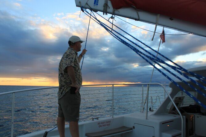 Friday Fireworks Dinner Sail from the Hilton Hawaiian Village - Bar setup and drink math: what’s included