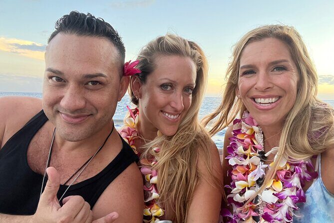 Friday Night Waikiki Fireworks Cruise - Onboard setup: guide in English, restroom access, and how comfortable it is