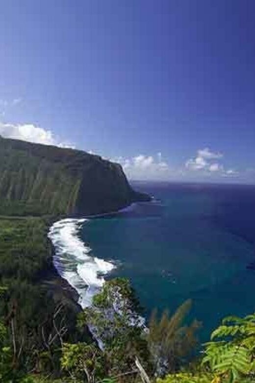 From Oahu: Big Island Volcano Adventure - Hilo Town classics: Rainbow Falls, Banyan Drive, and Lili‘uokalani Gardens