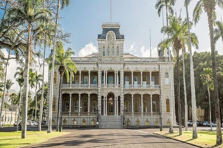 From Waikiki: USS Arizona Memorial and Honolulu City Tour - Who should think twice
