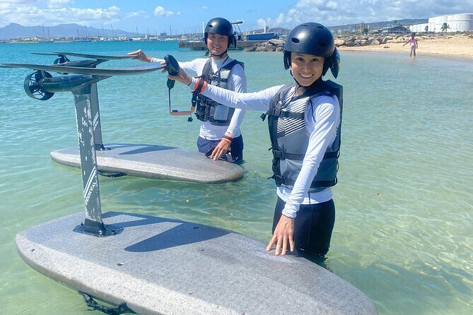 Group of 2 + mid length eFoil experience Honolulu HAWAII - Why This Mid-Length E-Foil Lesson Feels Manageable in Honolulu