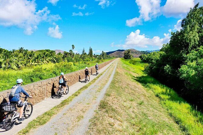 Guided E-Bike and Kayak Tour to Mokulua Islands in Kailua, Oahu - Popoia Road and the island bird sanctuary perimeter walk