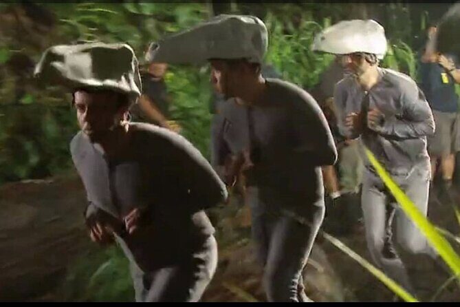 Half Day Deluxe Island Movie Tour: LOST, Jurassic, Pirates - A Hollywood-style Oahu day built around real film sites
