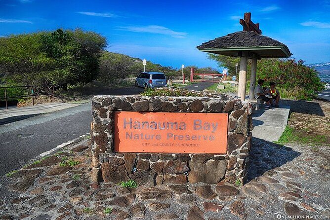 Hanauma Bay Experience with Admission Ticket and Equipment - Price and What You Really Get for $85