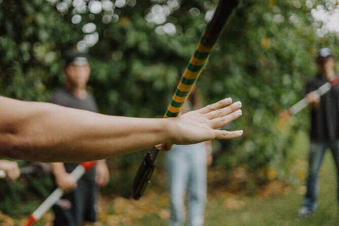 Hands on Fireknife Experience - Why This Experience Is More Than a Fire-Knife Performance