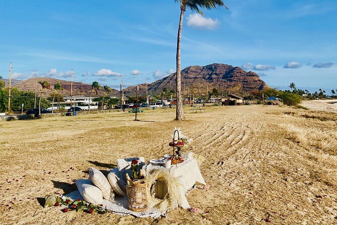 Hawaii Beach Picnic Date - Drinks on a Sunset Date: Sparkling Juice, Water, Ice
