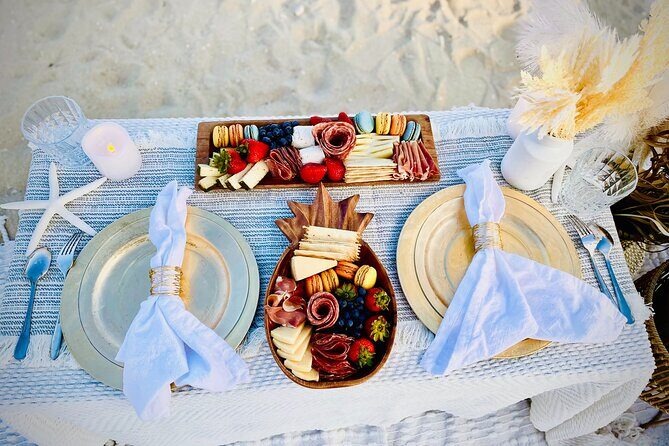 Hawaii Beach Picnic Date - Best Fit: Who This Date Night Works For
