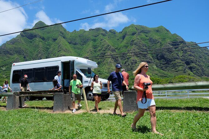 Hidden Gems of Oahu Circle Island Tour with Byodo In Temple - Kualoa Valley, Chinaman’s Hat, and Movie-Set Views From the Road