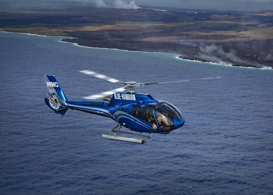 Honolulu: Blue Skies of Oahu Helicopter Tour - Chinaman’s Hat and Kaneohe Bay’s Coral Formations