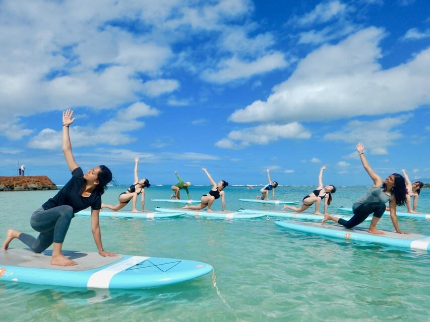 Honolulu: SUP (Standup Paddleboard) Yoga Class - The anchor detail: why this class feels safer than it sounds