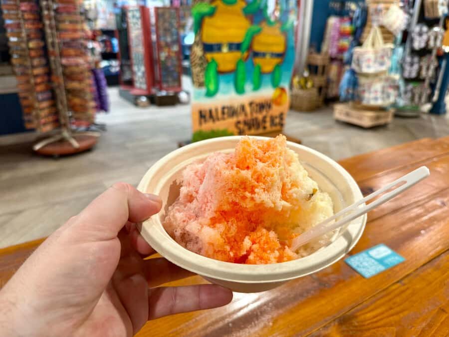 Honolulu: Waikiki Food Tour with Local Guide - Poke bowl tasting: the Hawaii rule of simple, fresh, and fish-forward