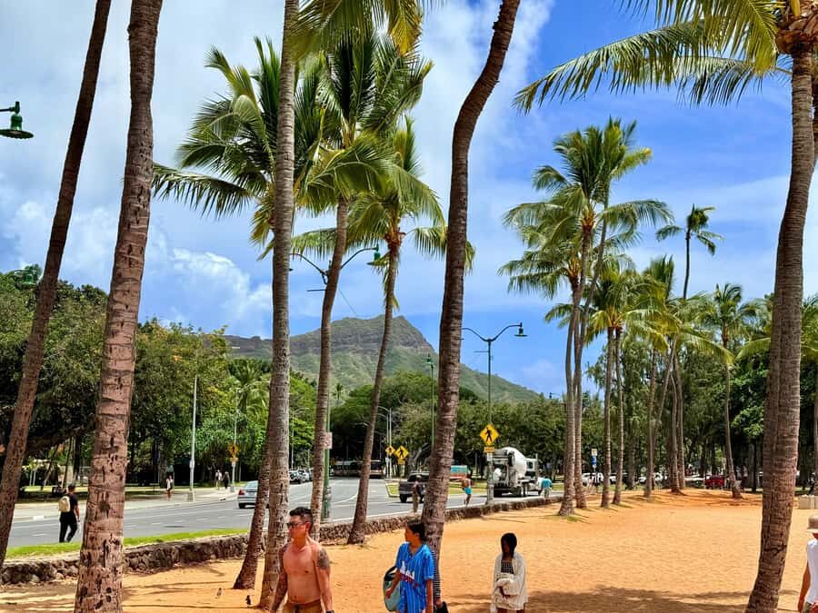 Honolulu: Waikiki Food Tour with Local Guide - More than food: how the guide’s history turns Waikiki into a story