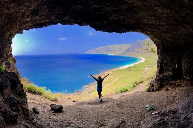 Incredible west side hidden gems -PLEASE CONTACT BEFORE BOOKING - Mermaid Caves: Lava Rock, Sun Rays, and What to Expect on Arrival