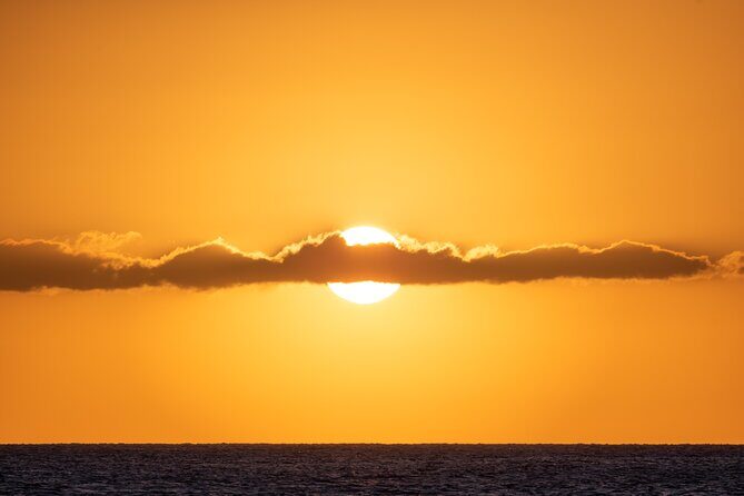 Moana’s Luxury semi-private Sunset Cruise on Nalu - What’s included (and what you should plan for)
