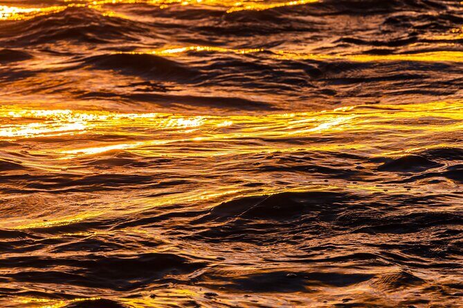 Moana’s Luxury semi-private Sunset Cruise on Nalu - Price and value: $149.99 for a max-6 Honolulu sunset cruise