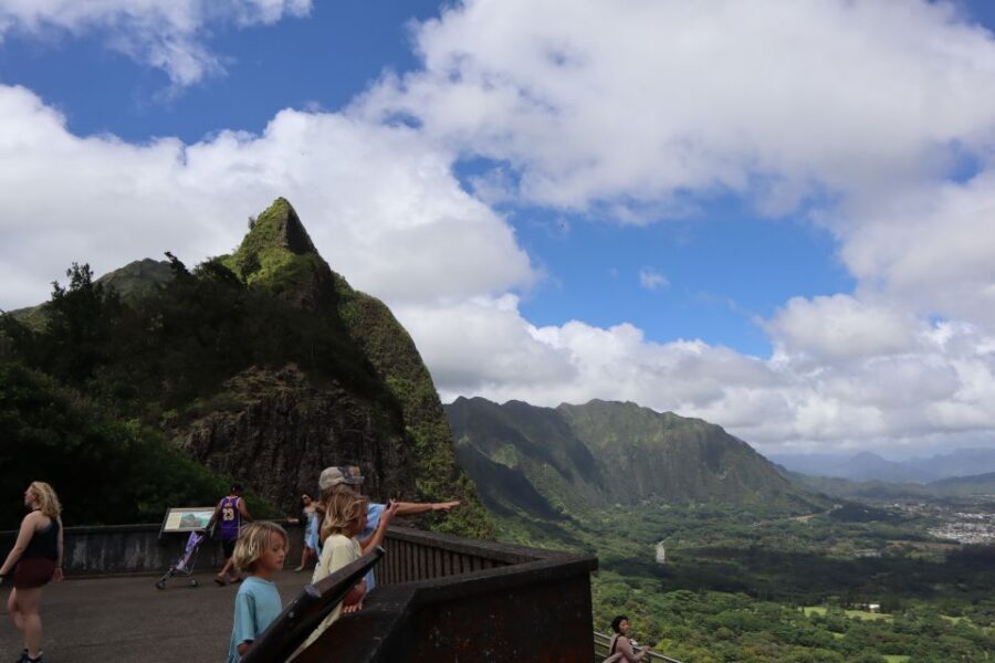 Oahu: Active Circle Island Tour - Macadamia Nut Farm Stop and China Man’s Hat