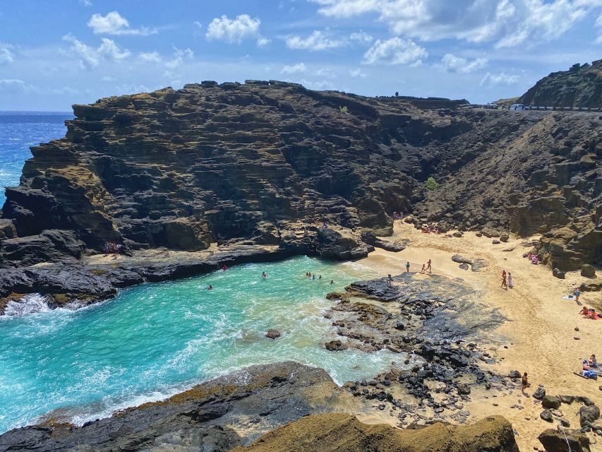 Oahu: Diamond Head Crater Hike and North Shore Experience - Haleʻiwa Beach Park: your quick photo and walk payoff