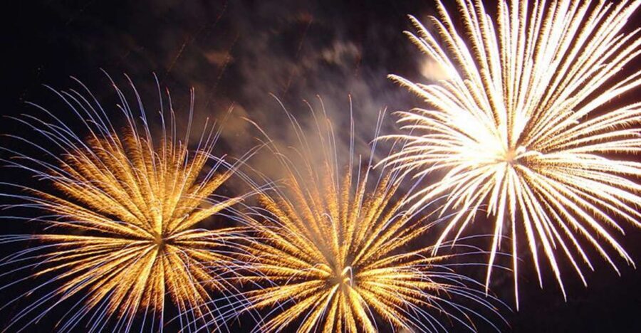 Oahu: Friday Night Fireworks Sail from Hilton Hawaiian Pier - Setting sail from the Hilton Hawaiian Village Pier