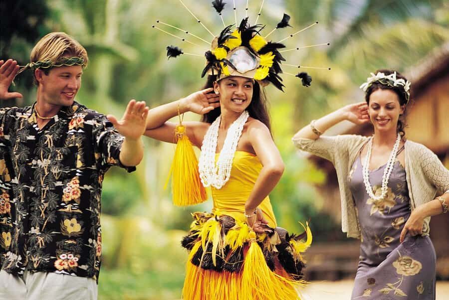 Oahu: Islands of Polynesia and "HA: Breath of Life Show" - Hā: Breath of Life show: Mana and Lani, plus fire-knife dancers