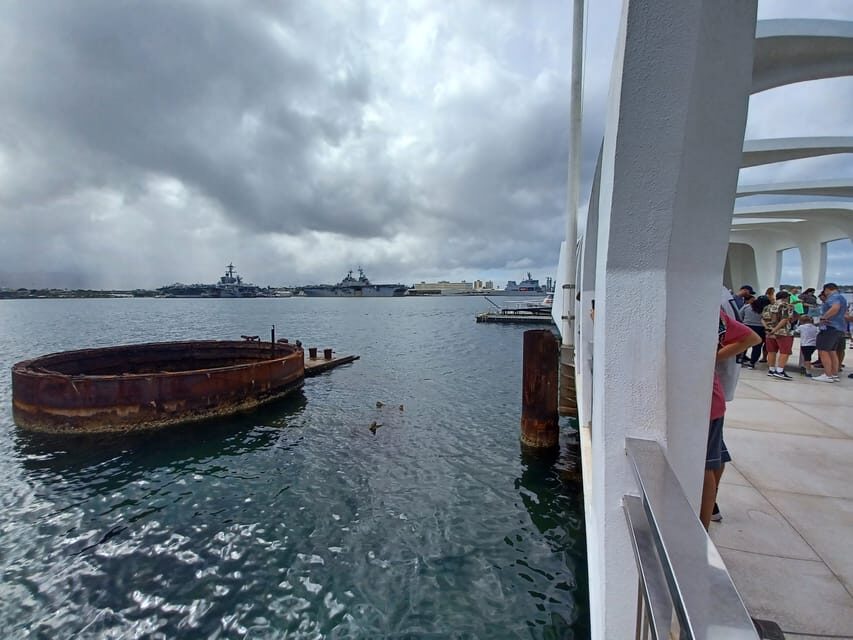 Oahu: Pearl Harbor Admiral's VIP Narrated Multimedia Tour - Virtual Reality Center: four VR experiences plus media extras