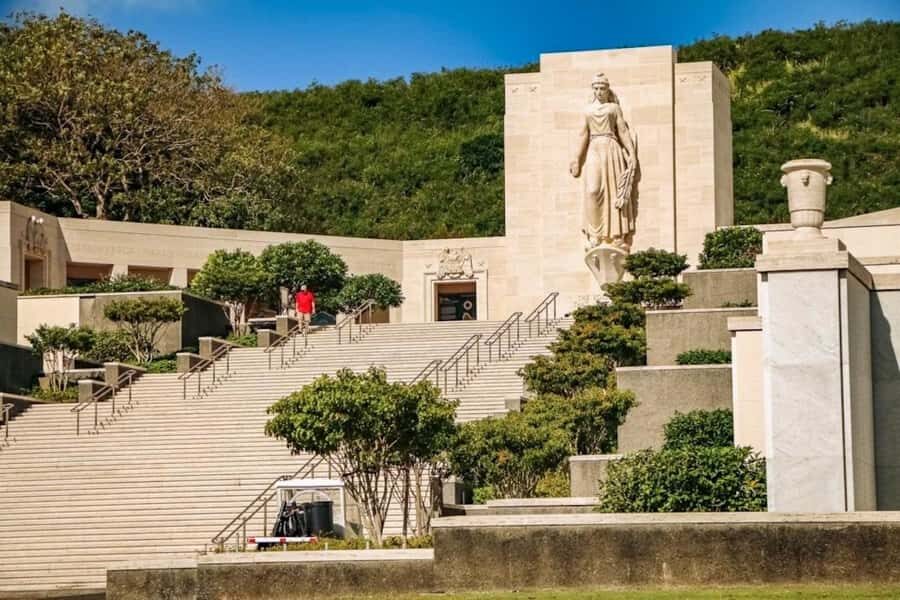 Oahu: Pearl Harbor and Historic Honolulu Half Day - The Visitor Center at World War II Valor in the Pacific National Monument