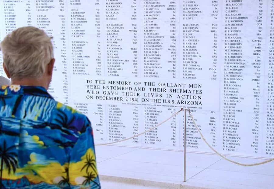 Oahu: Pearl Harbor and Historic Honolulu Half Day - Pickup from Waikiki: the day starts earlier than you think