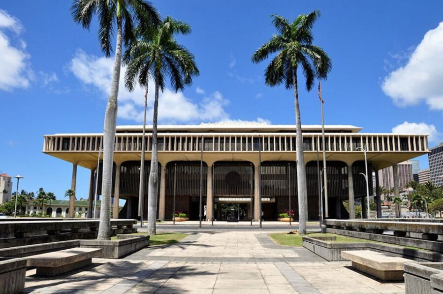 Oahu: Premium Missouri, Arizona & Top of the Tower Tour - Ford Island Control Tower: the views people remember