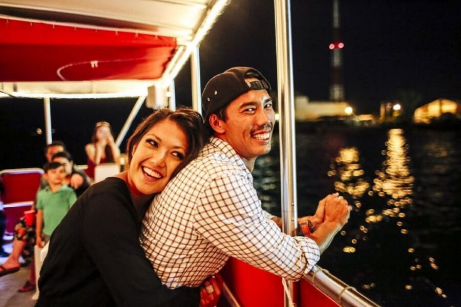 Oahu: Waikiki Friday Night Fireworks Cruise - Key things I’d bet you’ll care about