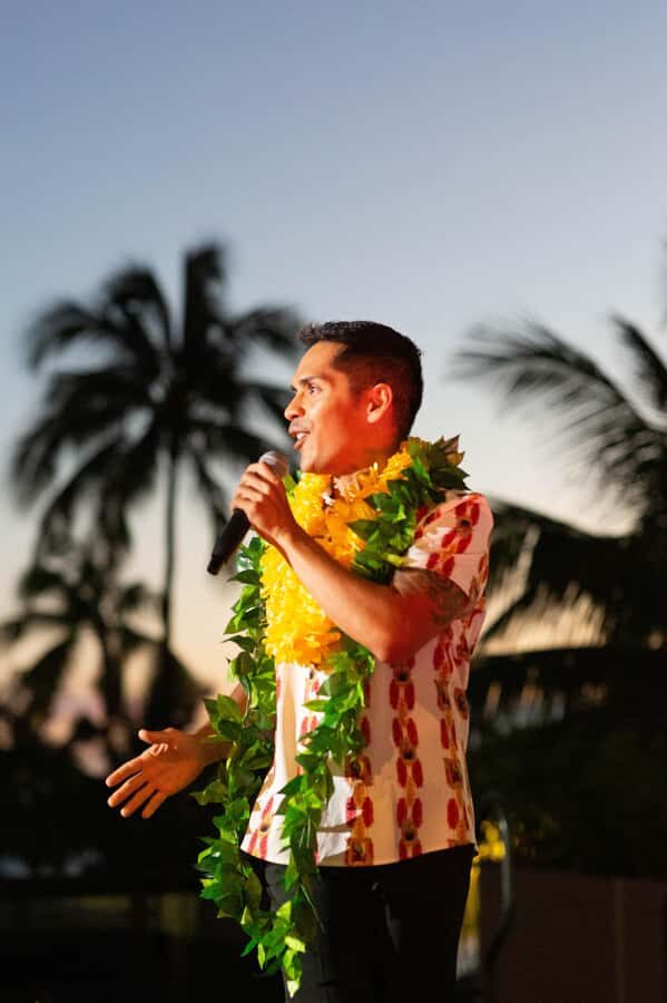 Oʻahu: Nā Lei Aloha Lūʻau & Dinner or Cocktail Show Option - The real takeaway: the aloha spirit here has structure