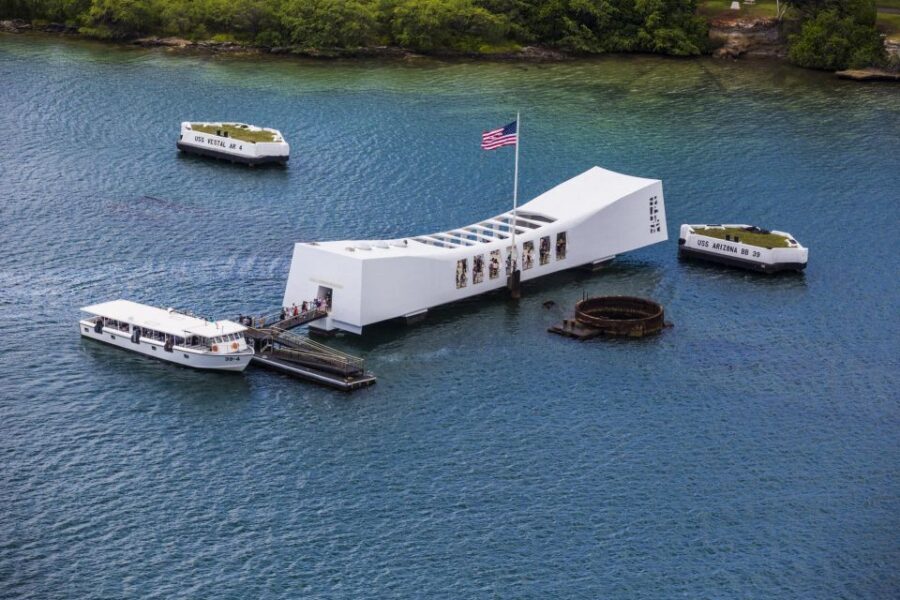 Pearl Harbor Passport "A Complete Experience" - Honolulu Before the Memorial: The Drive You Don’t Want to Skip