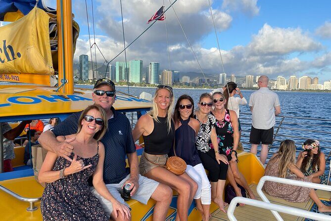 Private 90-Minute Sunset Sail Charter (Kewalo Harbor) - Green flash odds and how to make the most of sunset