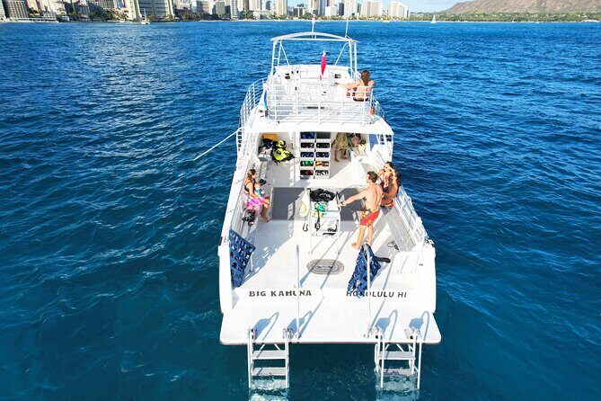 Private Boat Charter in Waikiki for Snorkeling and Events - Onboard comfort that keeps you from rushing