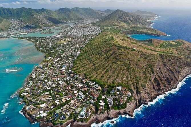 Private Oʻahu Helicopter Experience: All Window Seats - Surf breaks plus Pearl Harbor: the two stops that carry the meaning