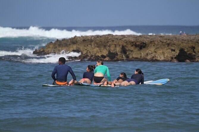 Private Surf Lesson for 3-5 People in North Shore Oahu - Standing up on land: what the practice session actually prepares you for