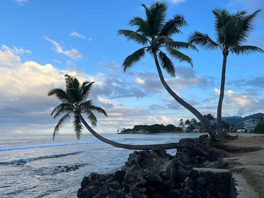 Private Tour Oahu-Circle Island-Customizable - Mokoliʻi and Kualoa Beach Park: Chinaman’s Hat and Jurassic Park Views