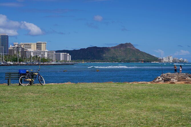 Private Tour Oahu - up to 6 passengers - Customizable - Hanauma Bay: Iconic Crater Views, Admission Included, Snorkeling Not Offered Here